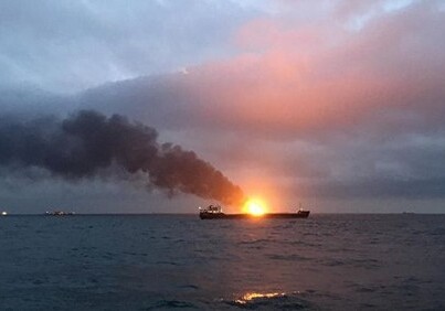 Пожар на двух судах в Черном море, погибло 12 человек (Видео)