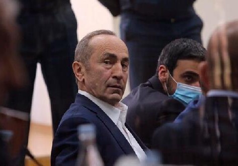 В Ереване возобновился суд по делу Роберта Кочаряна