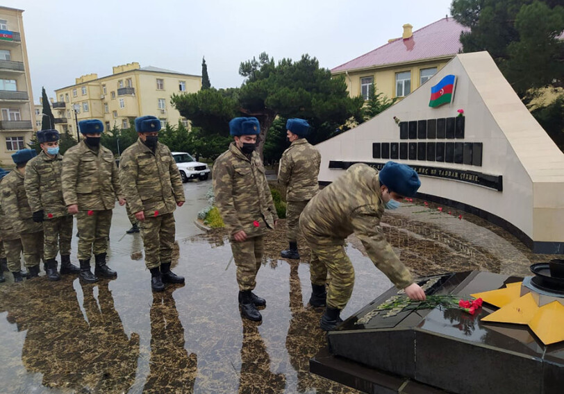 В Азербайджанской Армии проведен ряд мероприятий в связи с годовщиной трагедии 20 Января (Видео)