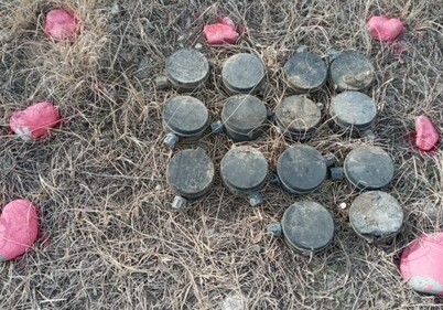 В ряде районов Азербайджана обезврежены неразорвавшиеся боеприпасы и мины (Фото)