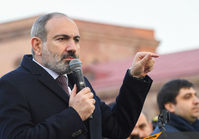 Пашинян поставил президента перед выбором - Премьер Армении отказался от проведения внеочередных парламентских выборов