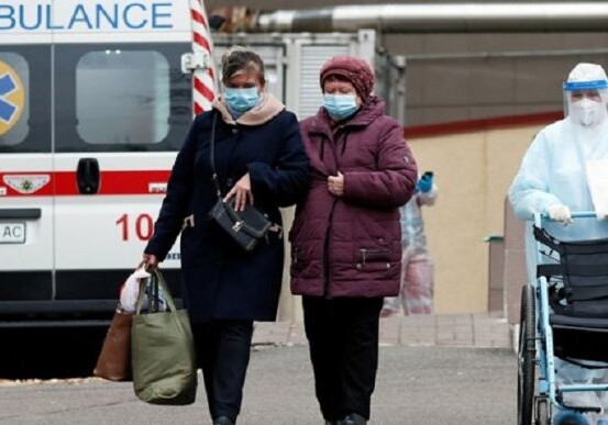 За сутки в Украине коронавирусом заразились еще 11 680 человек