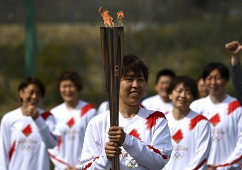Эстафета олимпийского огня впервые в истории проходит без зрителей