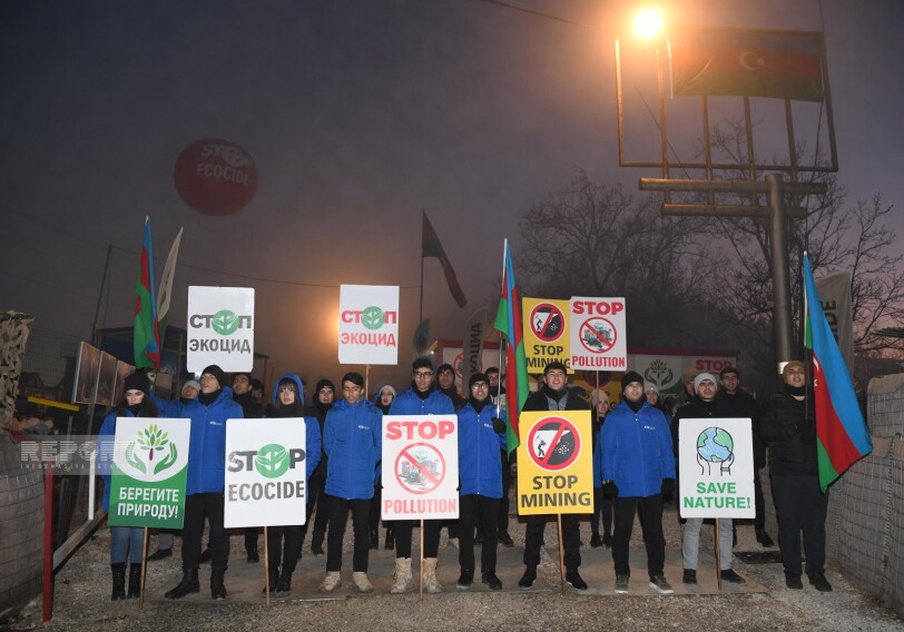 Акция протеста на дороге Ханкенди-Лачин продолжается и в вечерние часы (Фото)