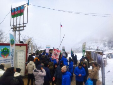 Дорога Ханкенди–Лачин: ряды участников акции пополняются (Фото)